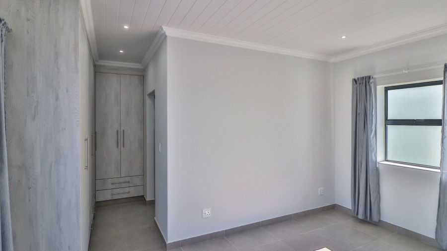 3 Bedroom Property for Sale in Dana Bay Western Cape